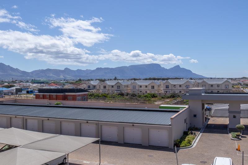 2 Bedroom Property for Sale in Muizenberg Western Cape